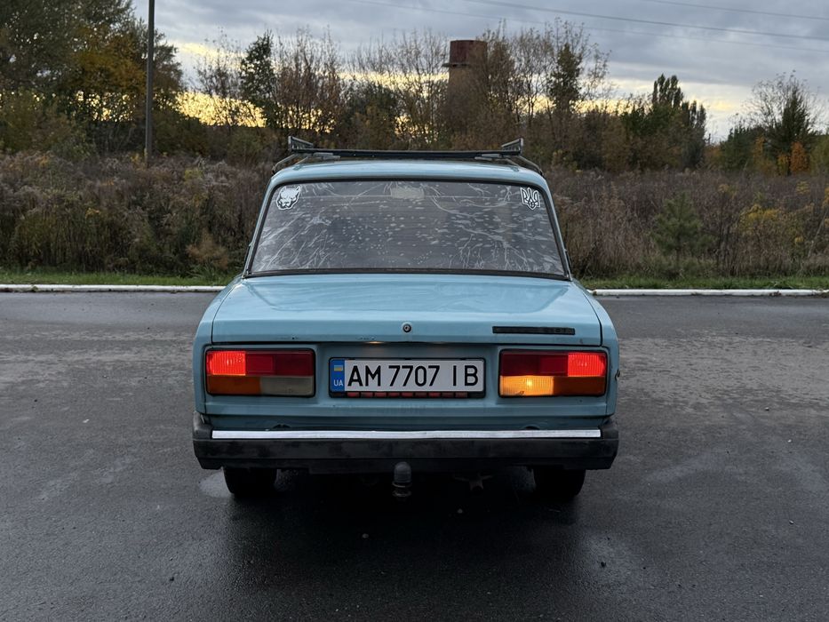 Ваз 2107.