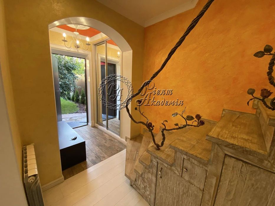 Сдам дом Київ, 182-а Садова вул.