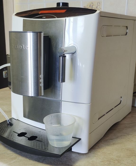 Miele CM 5200 White Кавомашина