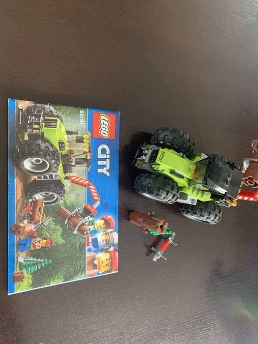 Lego 60181 Traktor leśny