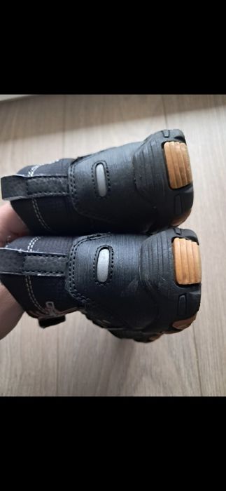 Buty kozaki zimowe 25 dla chlopca ocieplane. Wkładka dlugosc 16.5cm. S