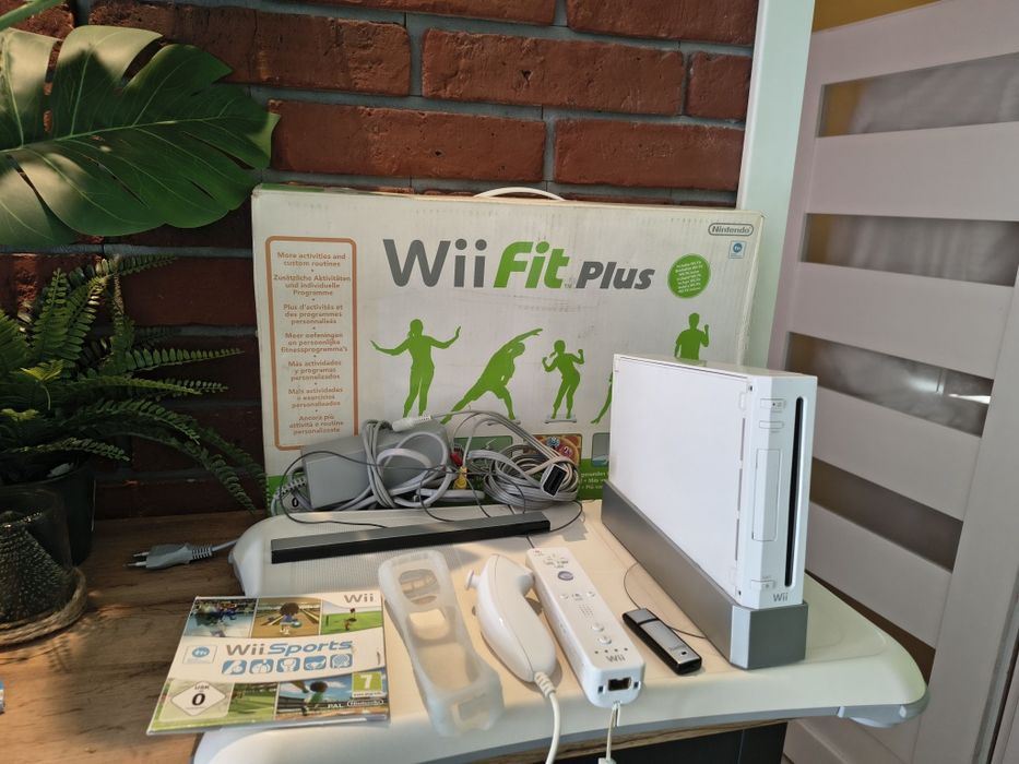 Nintendo Wii przerobione + Wii Fit CFW 128GB zestaw