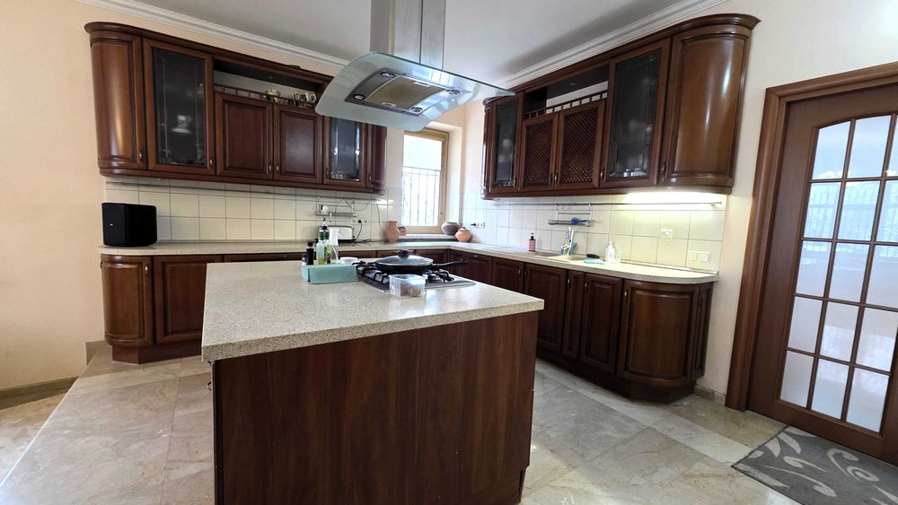 Продаж 2 поверх. будинку 550 м² | ділянка 15 соток | село Мархалівка | Фастівський р-н | Відео огляд