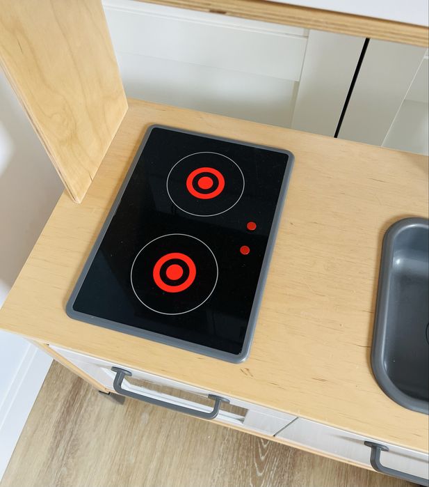 Kuchnia dla dzieci Ikea Duktig + zestaw akcesoriów