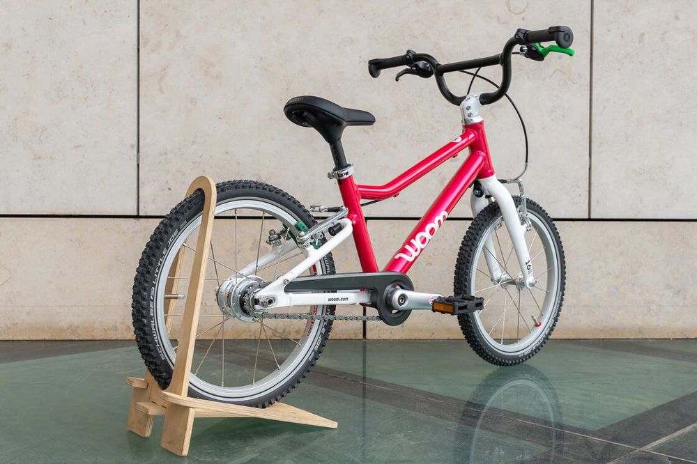 Rowerek dziecięcy woom GO 3 AUTOMAGIC Czerwony