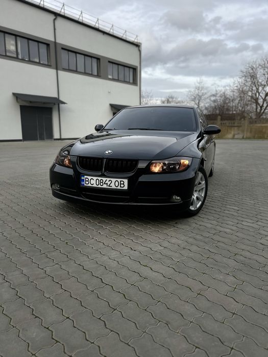 Bmw 320i 2007 2.0 бензин