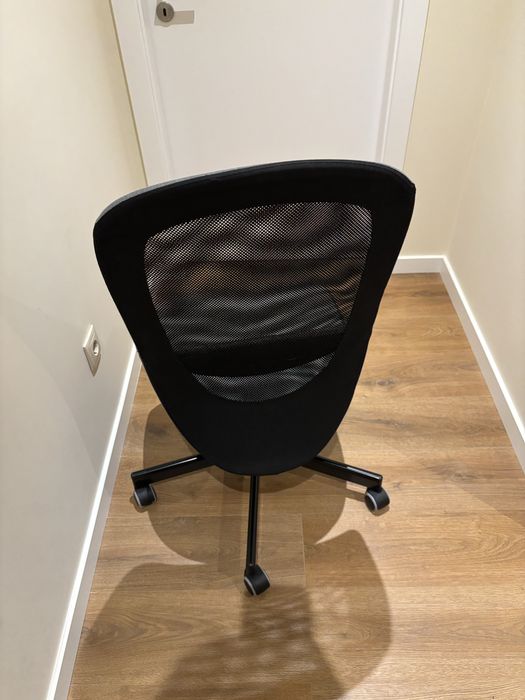 Cadeira de escritorio com rodas - Ikea