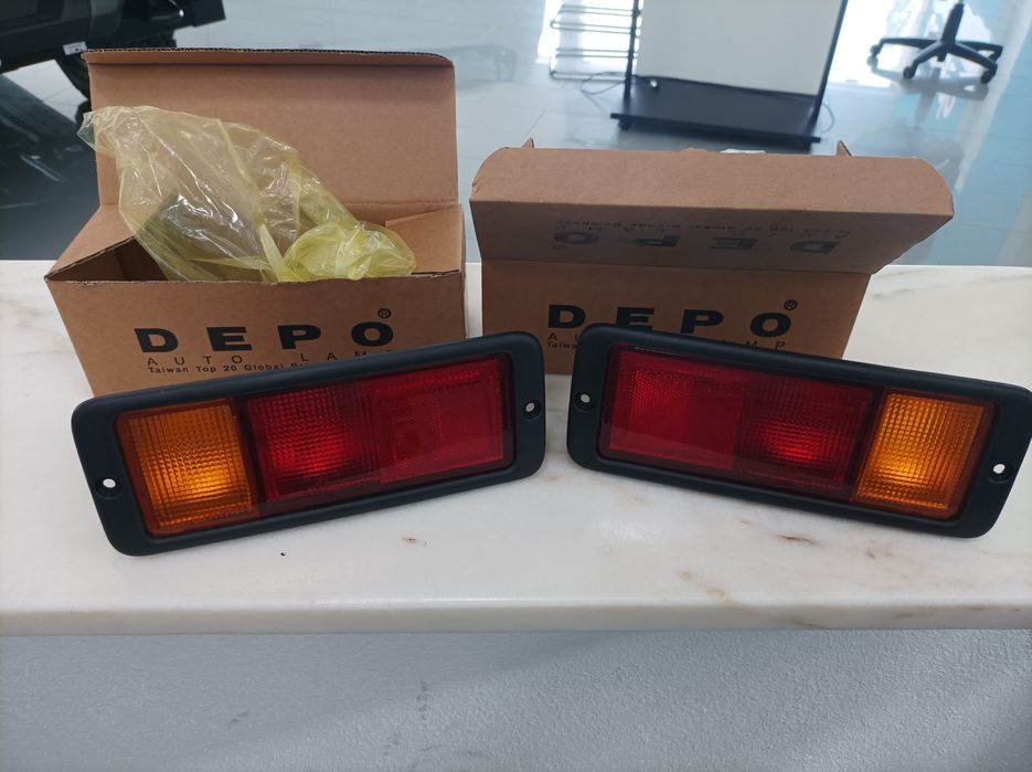Farolins traseiros Mitsubishi pagero