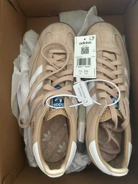 Ténis ADIDAS novos na caixa