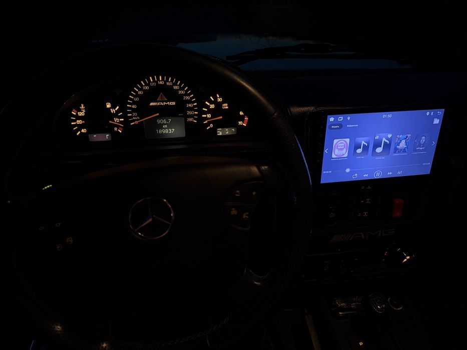 Mersedes Benz G500