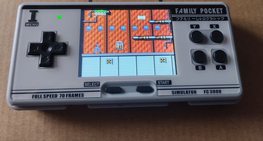 Consola family pocket com 8000 jogos
