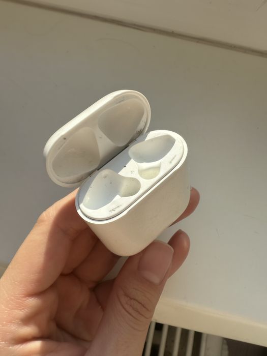 airpods 2 зарядний кейс