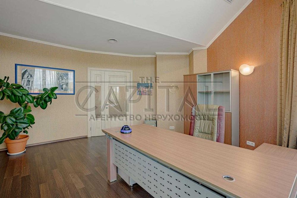 Оренда елітного будинку в Оболонському районі Київ  перша лінія Дніпра