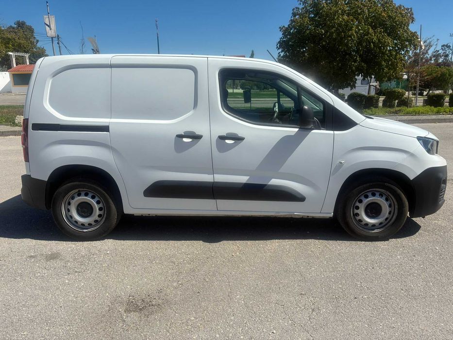 Peugeot Partner, 130 CV JÁ TEM O MOTOR NOVO 1.5 HDI