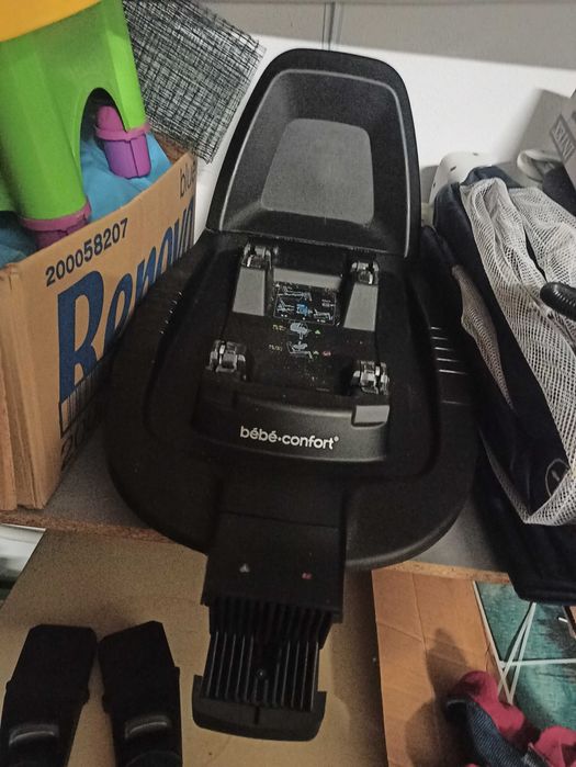 Base isofix + cadeira auto bebé confort
