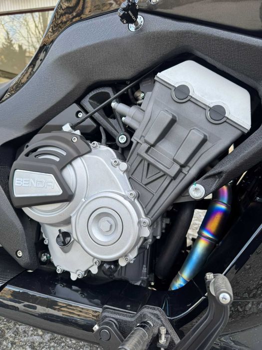 BENDA LFC 700 DE  2025