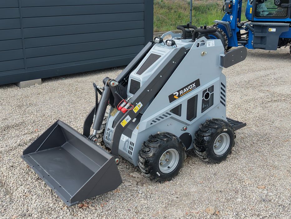 RAVOX WLS - mini ladowarka skid steer
