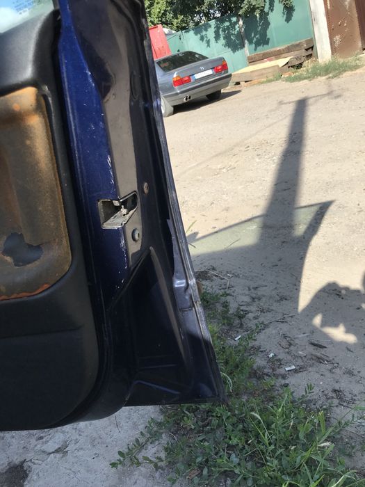 BMW е36 двери козовные елементы