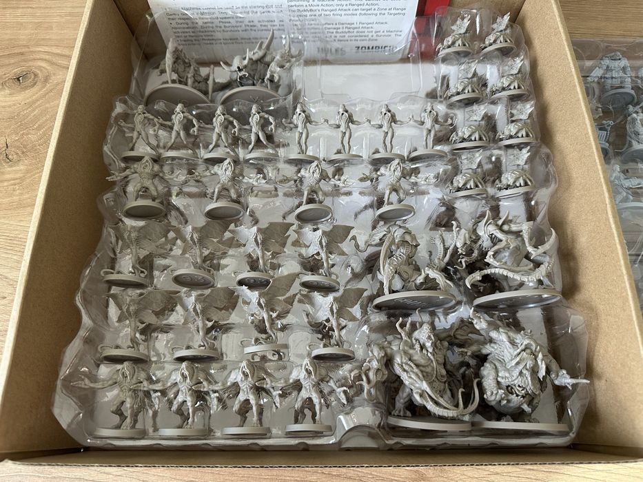 Zombicide Invader- kickstarter zestaw