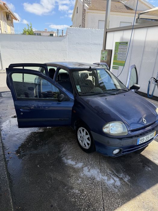 Renault clio 1.2 — photo 2