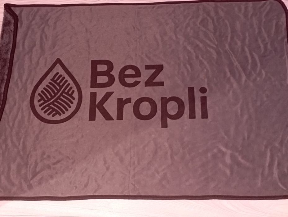 Ręcznik z mikrofibry do osuszania samochodu