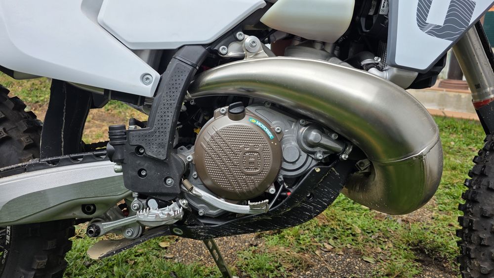 Husqvarna TE 300 PRO 2024 [NOVA - 7 HORAS]