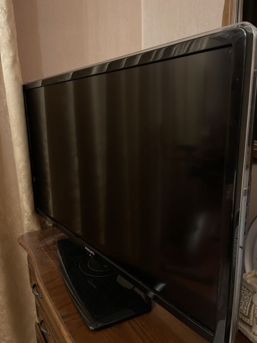 Продам  телевизор 40»