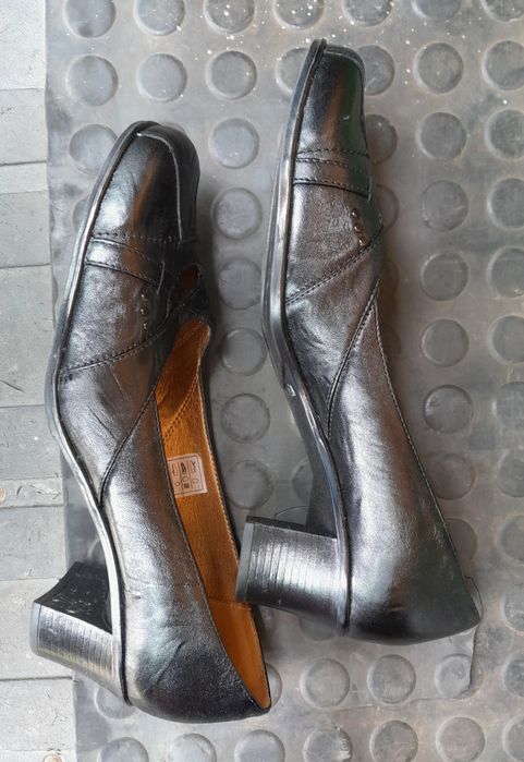 Buty damskie czułenka na obcasie