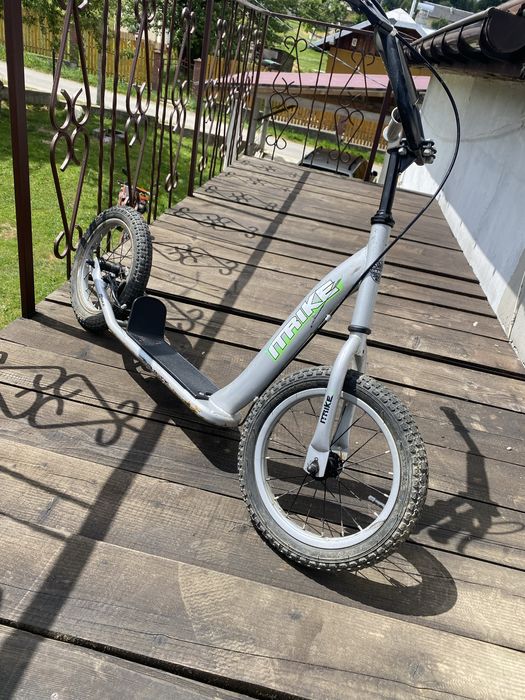 Самокат на великих колесах