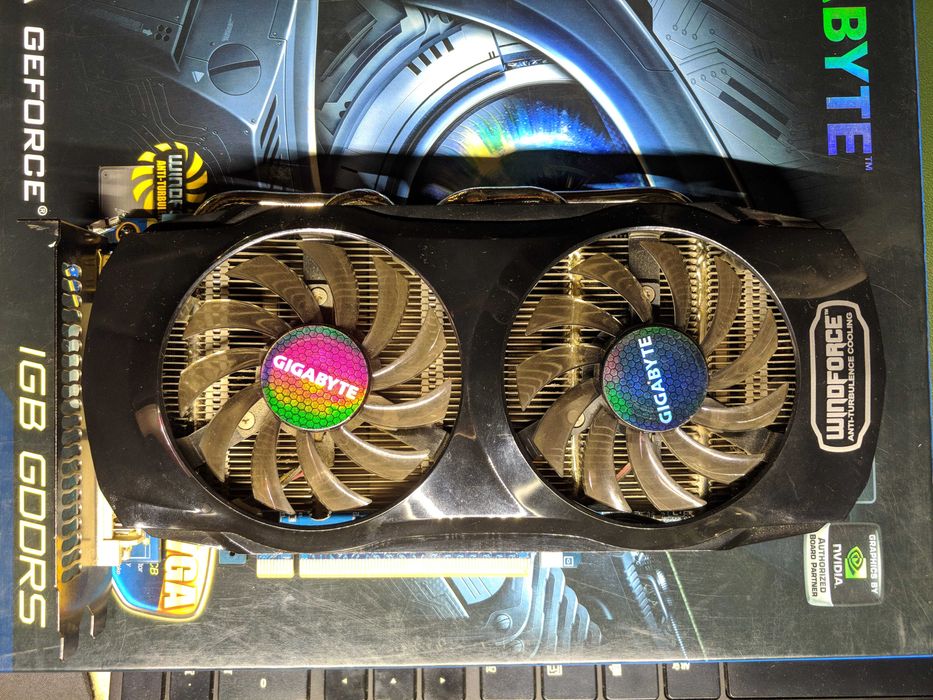 Gigabyte Gtx 560 Ti на ремонт или з/ч