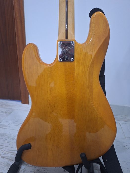 Baixo Squier by Fender Vintage Modified 70s Jazz Bass