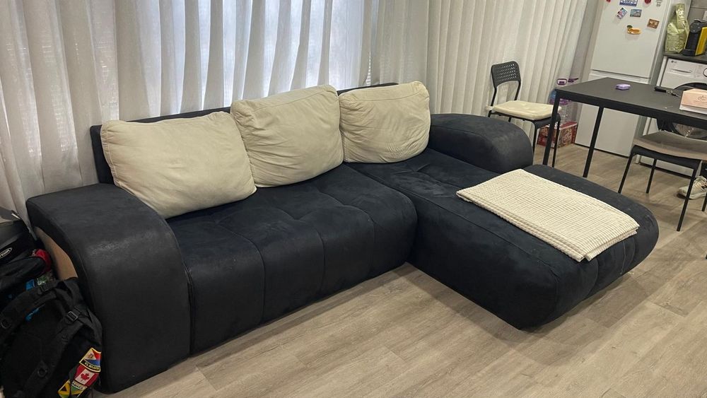 Sofá com chaise longue