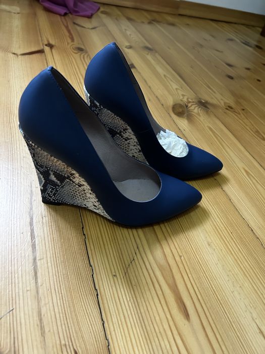 Buty damskie czułenka gino rossi rozm 39