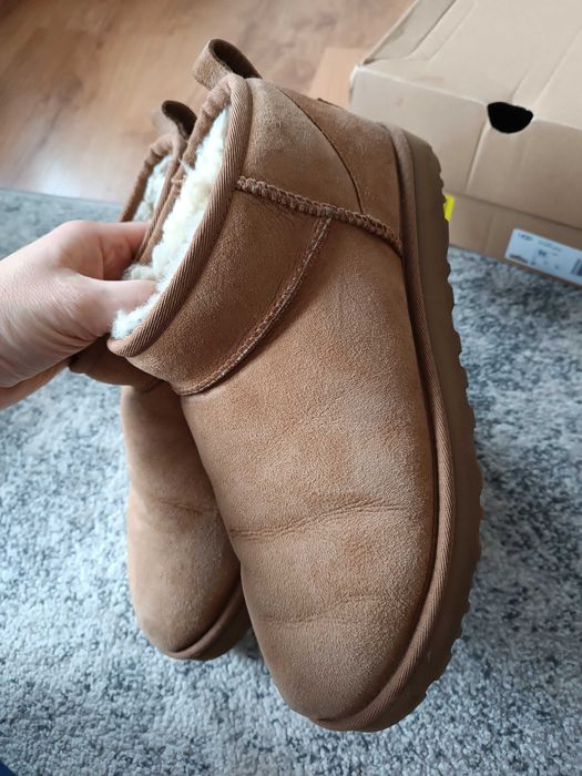 Botki Ugg 42, beżowe, skóra