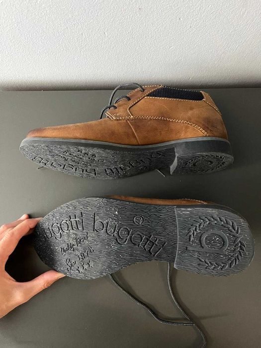 Buty męskie Bugatti