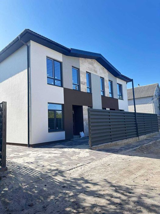 Продаж дуплексу м. Славутич, Осокорки. Біля води, вул. Садова,54 без %