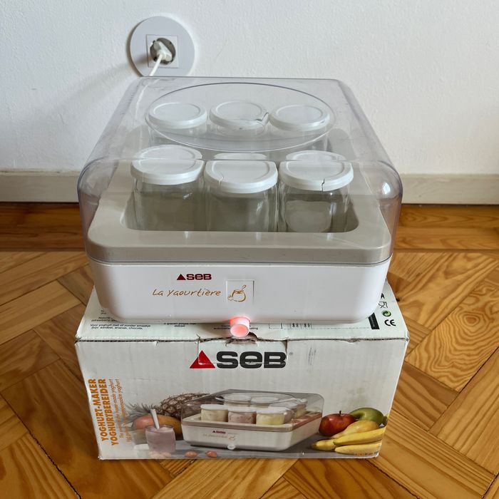 Iogurteira SEB com 6 copos