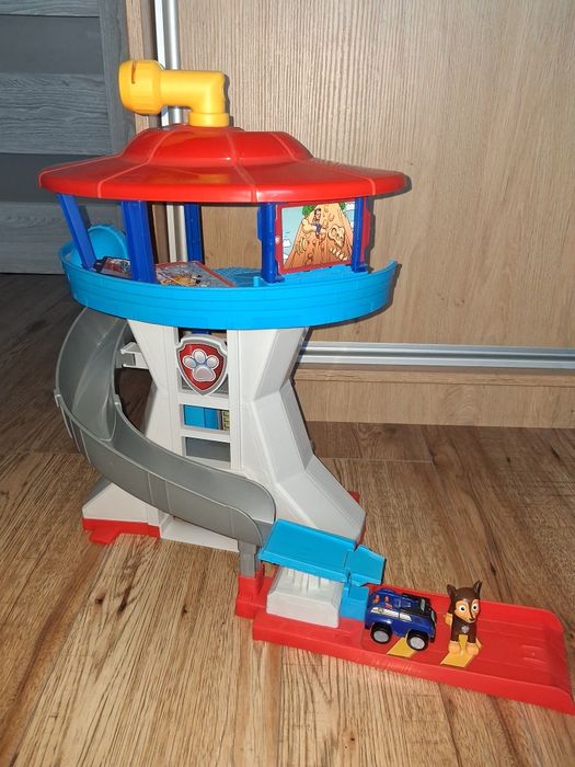 Zestaw zabawek psi patrol