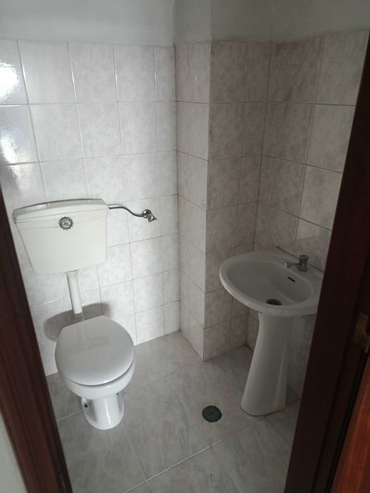 Vendo Garagem em Queluz