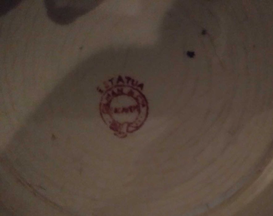 Real Fábrica de Sacavém , 2 prato e 1 travessa , Faisão e Estátua