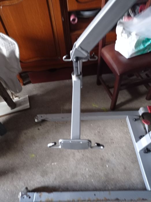 Grua elétrica (elevatória) com arnês