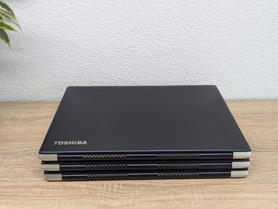 Ноутбук Б/В Toshiba Portege X30-D:13сенсор/i5-7300U/16GB/256Gb (T147)