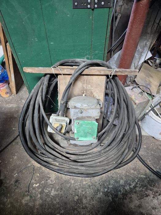 Silnik wibrator plus ok. 10m kabla