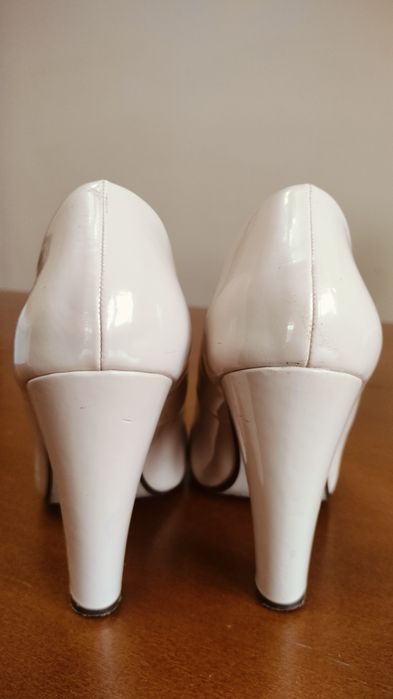 Wygodne buty na obcasie