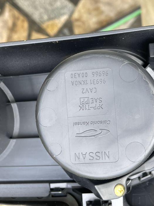 Plásticos interiores Nissam Juke Nismo