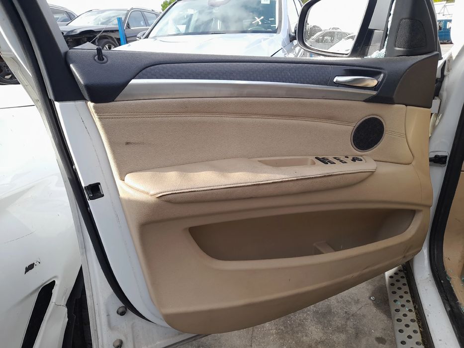 Forra porta / quartela frente esquerda BMW X6 (E71, E72)