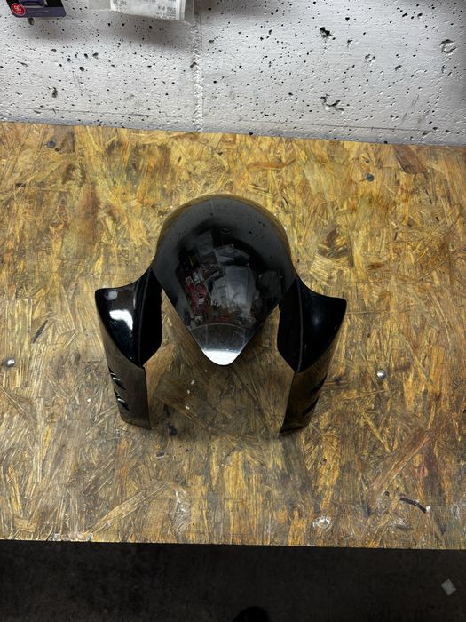 Błotnik przedni Yamaha FZ1