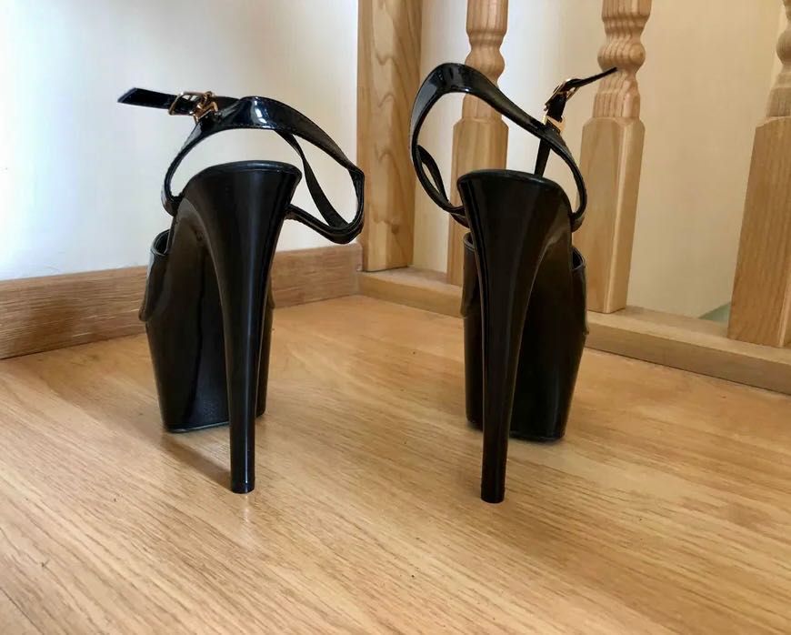 32/ OD RĘKI 37 Szklanki szpilki sandały gogo platformy 17cm czarne