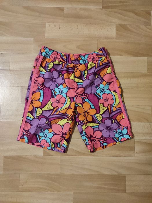 Продам шорты для мальчика р 134-140