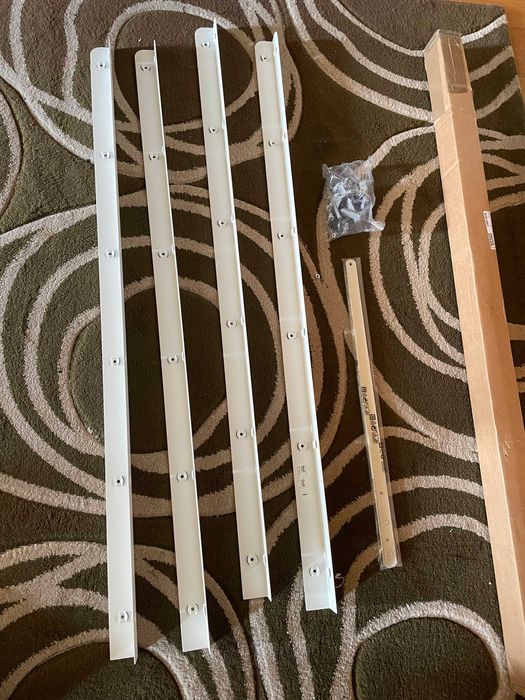 poste para prateleiras bror ikea NOVO